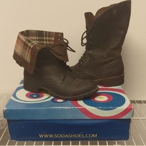 Women's Soda Brown Plaid Combat Boots Brown 7.5
